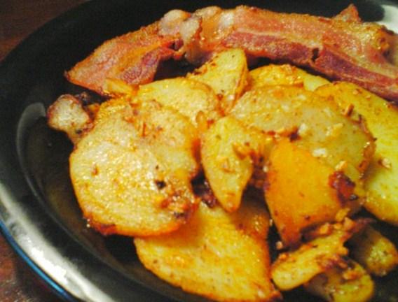 Yukon Ed's Home Fries. Photo by 2Bleu