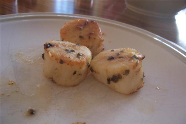 Broiled Scallops. Photo by anme