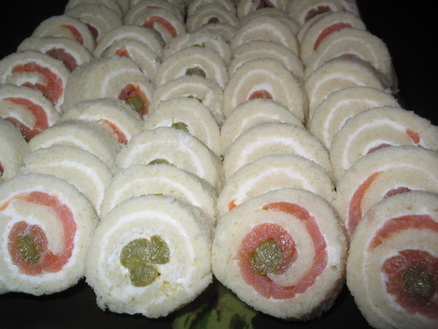 Smoked Salmon Asparagus Pinwheels (Party Sandwiches). Photo by 12345678980123455677889
