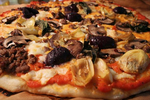 Artichoke Pizza. Photo by kolibri