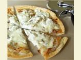Caramelized Onion Cheese Pizza