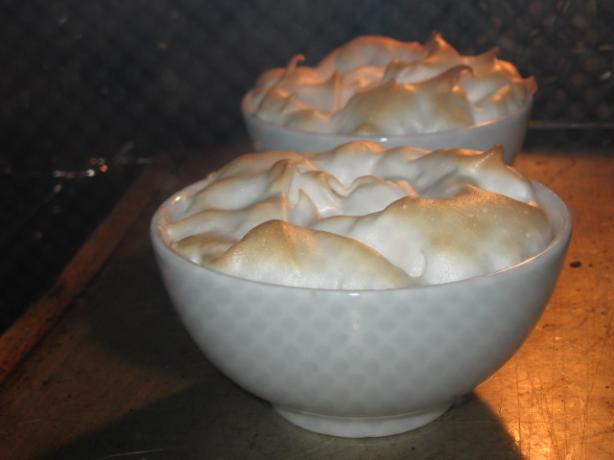 Lemon Meringue Desserts. Photo by warrenyoung
