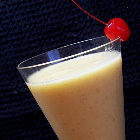 Tropical Vim Smoothie. Photo by PaulaG