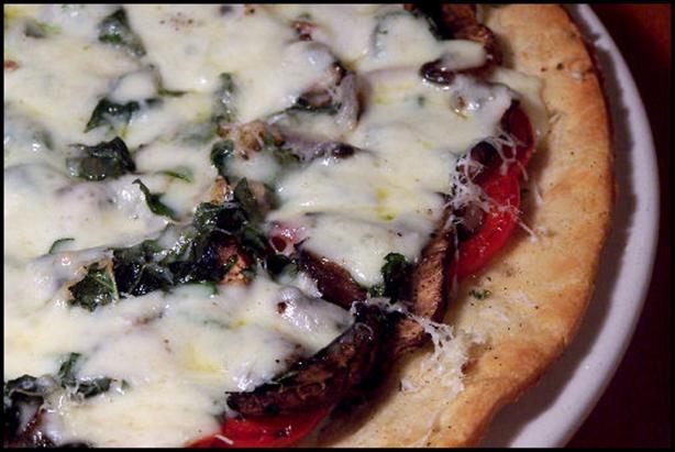 Portobello and Red Pepper Pizza Pie. Photo by NcMysteryShopper
