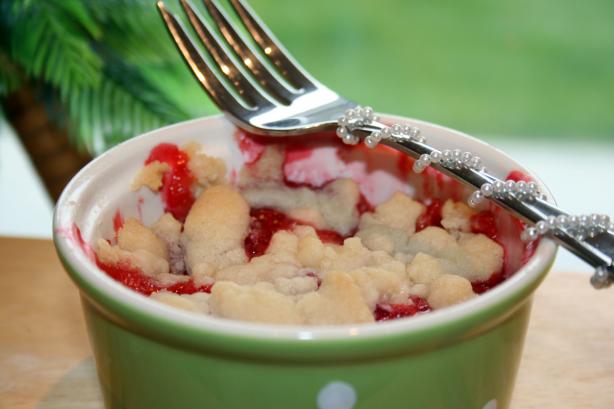 Strawberry Rhubarb Crumble. Photo by **Tinkerbell**