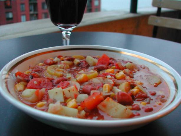 Summer Sisters Stew. Photo by Kumquat the Cat's friend