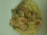 Pasta with Shrimp in Tomato Cream