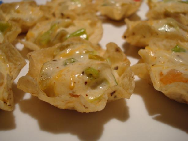 Cheddar Shrimp Nachos. Photo by Starrynews