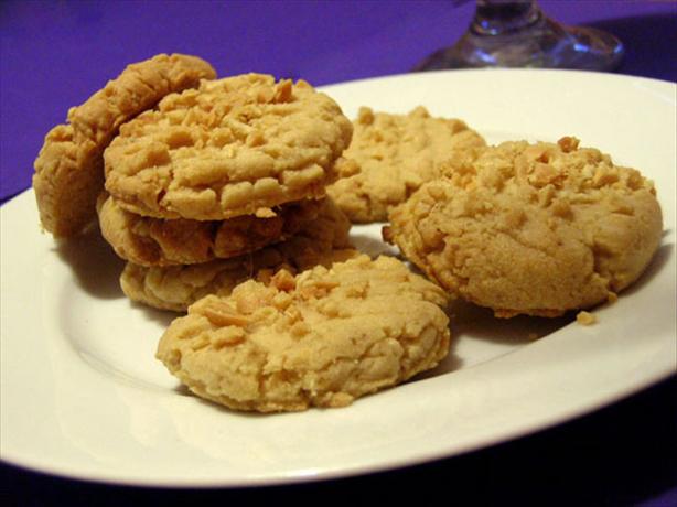 Peanut Butter Sandies. Photo by justcallmetoni