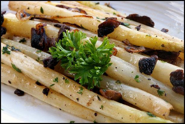 White Asparagus With Mushrooms in Brown Butter. Photo by NcMysteryShopper