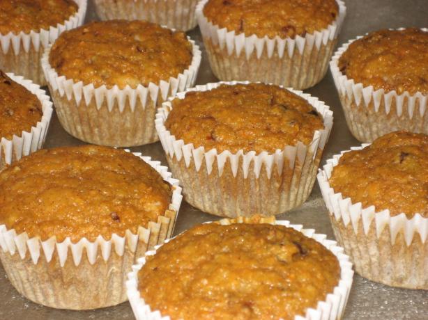 Eggless Vegan Carrot Cake Cupcakes. Photo by free-free