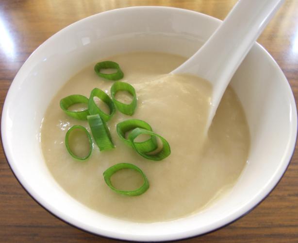 Chilled Potato and Leek Soup - Vichyssoise. Photo by Peter J