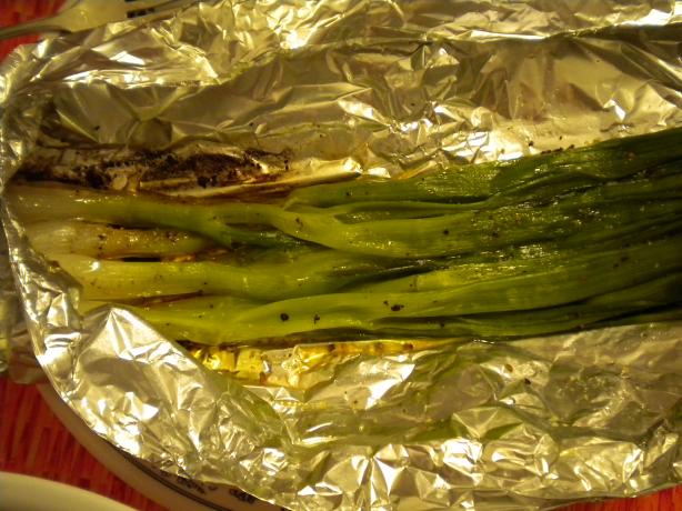 Grilled Green Onions. Photo by Rob-ster