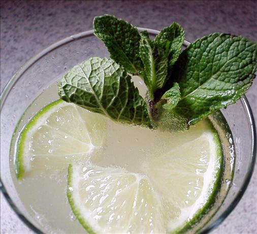 Champagne Mojito. Photo by Kim127