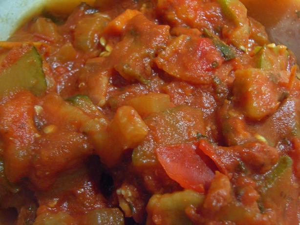 Vegetarian Pasta Sauce. Photo by katew