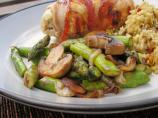 Buttery Pan Roasted Mushrooms and Asparagus. Photo by lazyme