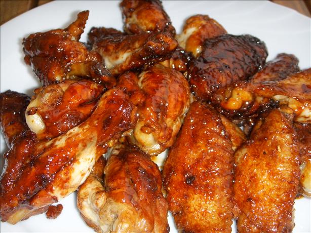 Chinese Honey-Soy Braised Chicken Wings (Mut Jup Mun Gai Yik). Photo by tigerduck