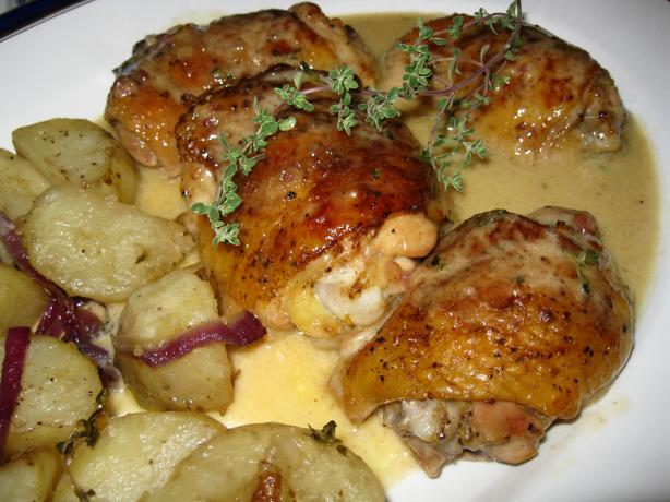 Roasted Chicken With Thyme and Honey Cream. Photo by threeovens