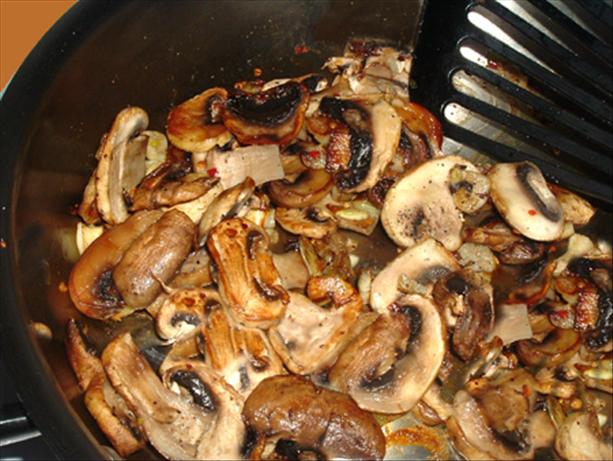 Garlic Sizzled Mushrooms. Photo by Bergy
