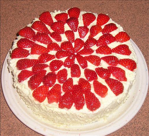 Strawberry and Cream Cake. Photo by samcp4