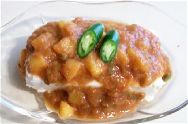 Peach-Jalape&ntilde;o Chutney. Photo by lauralie41
