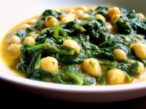 Chickpea Soup With Spinach (Potje De Garbanzo Con Acelga). Photo by AmandaInOz
