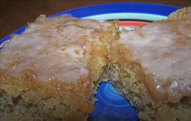 Super Simple Pineapple Cake. Photo by ladypit