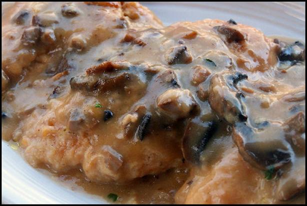 Crock Pot Amaretto Chicken. Photo by NcMysteryShopper