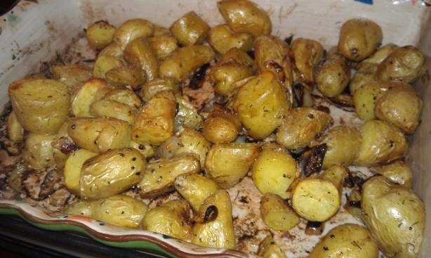 Roasted Fingerling Potatoes. Photo by AZPARZYCH