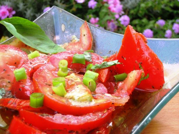 Marinierte Toamten  (Marinated Tomatoes). Photo by Pneuma