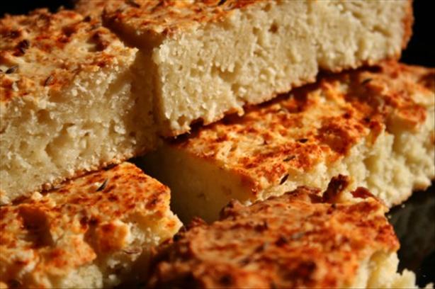 Tutmanik (Cheese Bread ). Photo by ~Nimz~