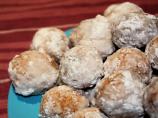 Almond Macaroons (Makroul El Louse)