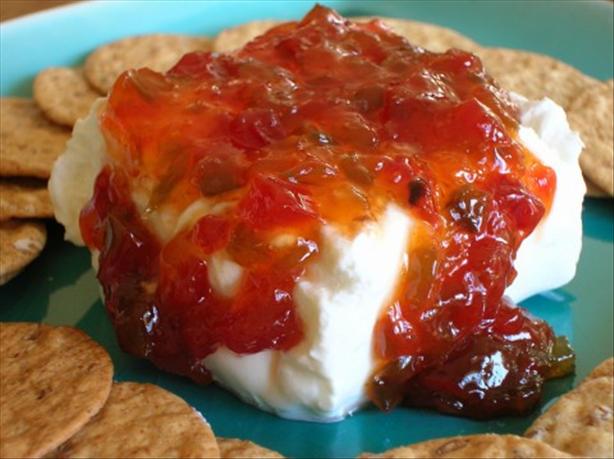 Jalapeno Jelly & Cream Cheese Spread. Photo by Pam-I-Am