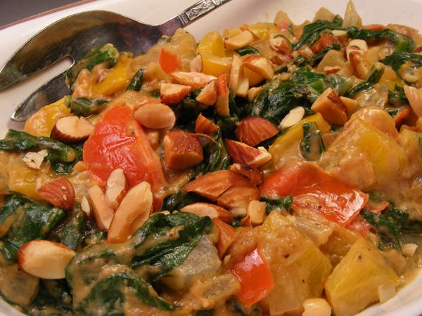 Creamy Pepper, Tomato & Spinach With Peanut Butter. Photo by Lavender Lynn
