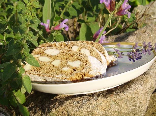 Cantuccini: Classic Tuscan Biscotti. Photo by Mia in Germany
