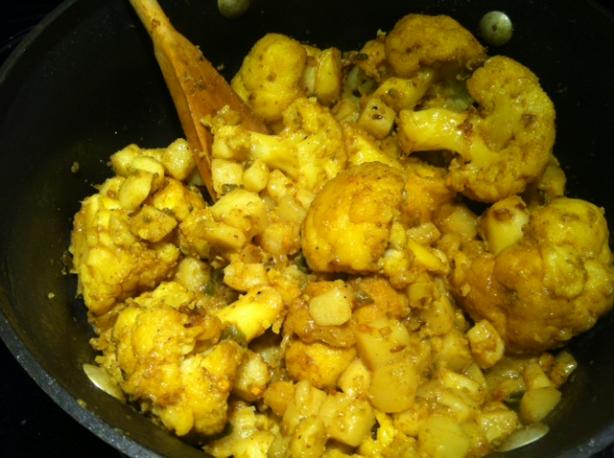Aloo Gobi - Cauliflower and Potatoes. Photo by hoosierterp