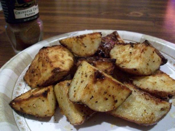 Spicy Baked New Potatoes. Photo by 2Bleu
