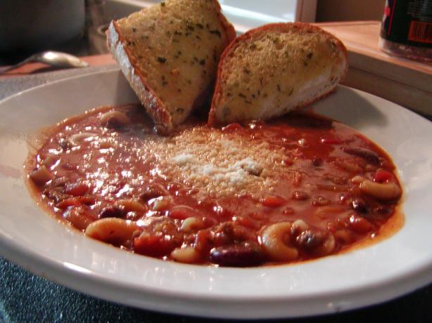 Olive Garden Pasta E Fagioli. Photo by *pink*