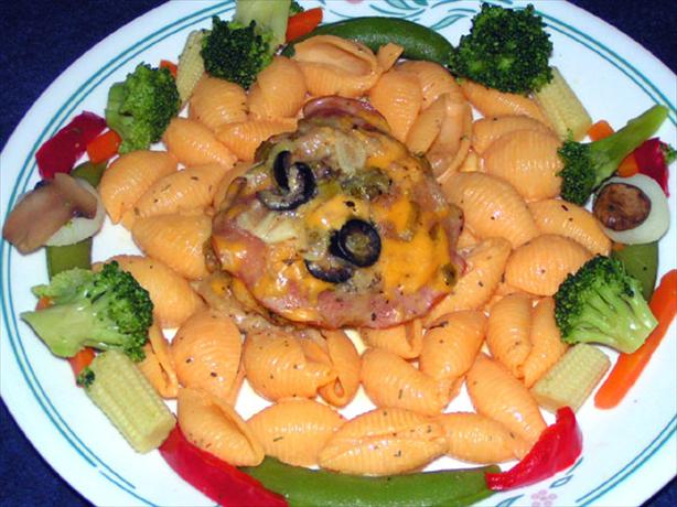 Elswet's Smothered Piggy Baked Chicken Breast. Photo by Pagan