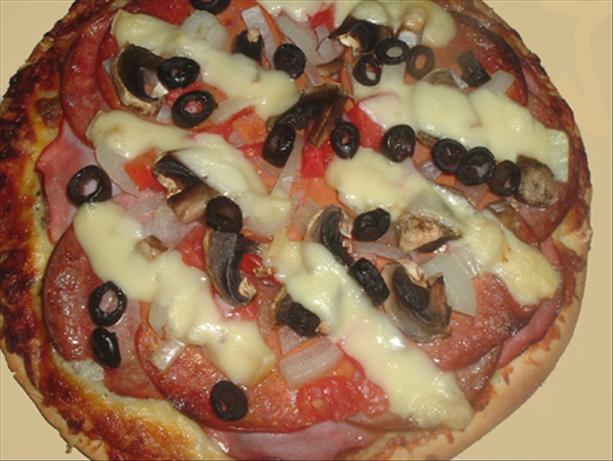 Explorers Thin Crust Pizza. Photo by Bergy