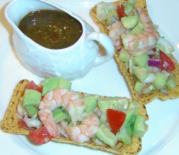 Spicy Shrimp Avocado Salad. Photo by Pets'R'us