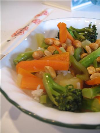 Vegetarian Pineapple Stir Fry. Photo by superblondieno2