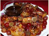 Garlic Chicken and Grapes With Special Sauce