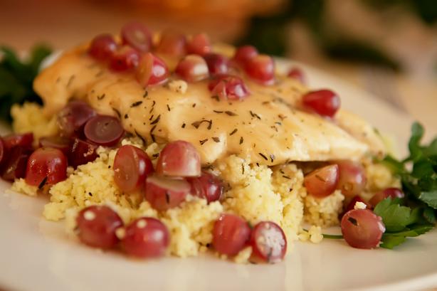 Herbed Chicken with Grapes. Photo by CulinaryExplorer