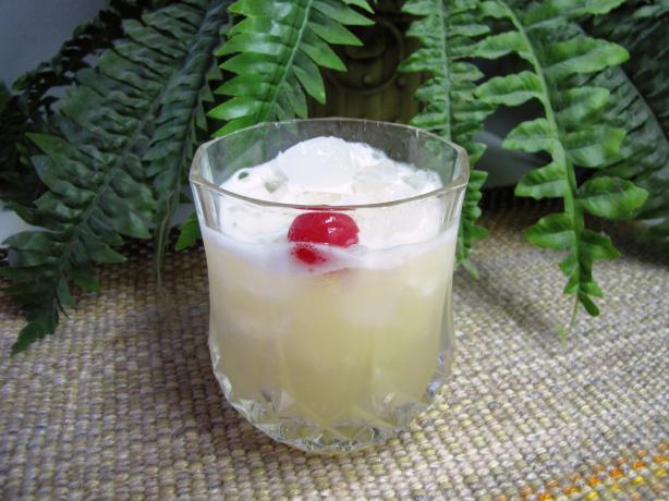 Fresh Whiskey Sours. Photo by loof