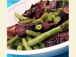 Green Beans and Roasted Red Onions