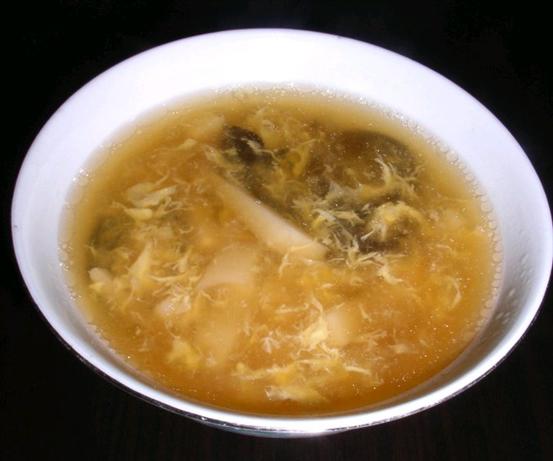 Hot and Sour Soup. Photo by nuwa