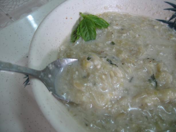 Zucchini and Basil Soup. Photo by Enjolinfam