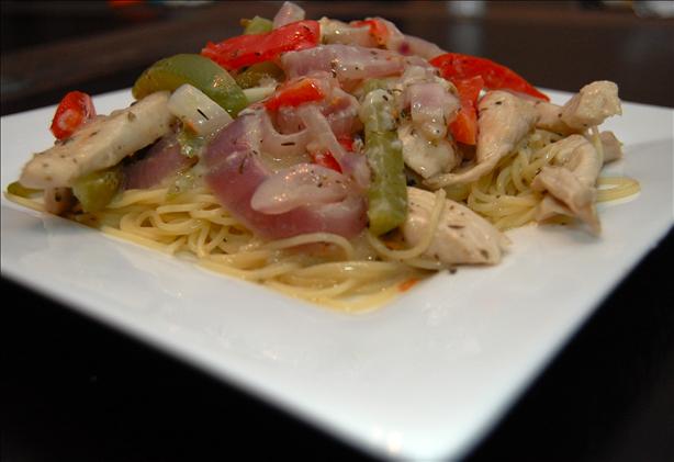 Olive Garden Chicken Scampi  Yummy! - Copycat. Photo by GregsFoodBlog.com