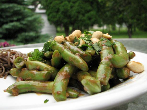 Thai-Style Green Beans. Photo by Brooke the Cook in WI